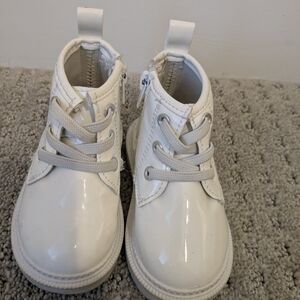 Kids White Lace-Up Shoes